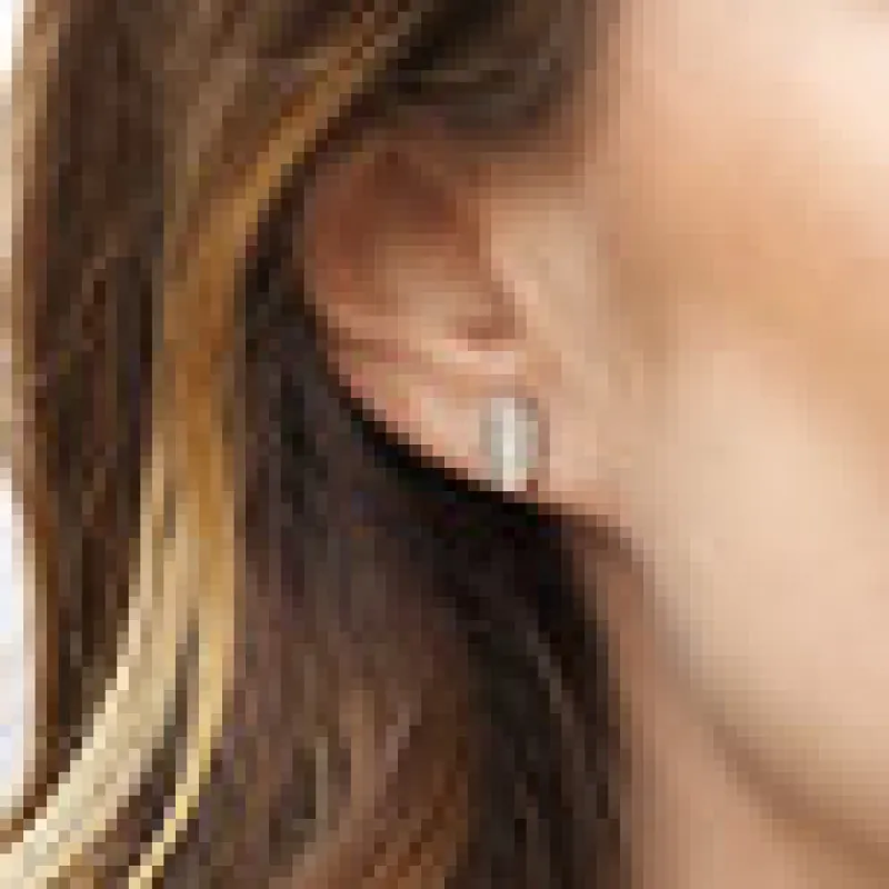 Örhängen Brilliance Oval Crystal 15‑1241‑01>Blomdahl Discount