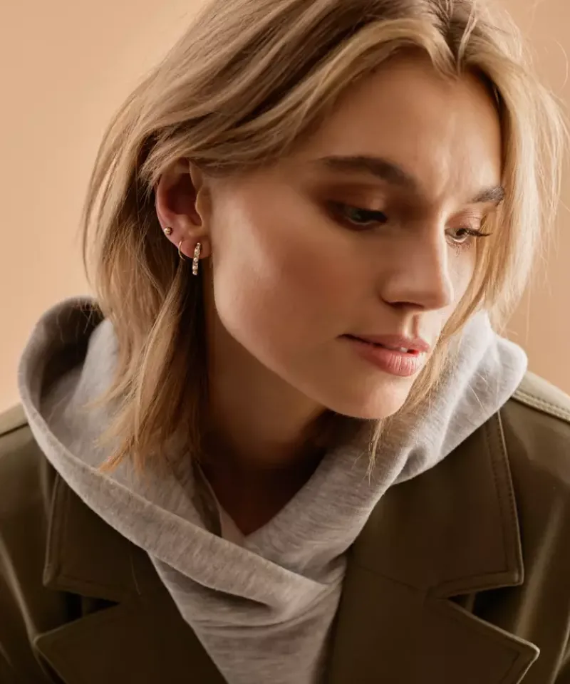 Örhängen GT Pendant Mixed Curved 15 mm, Crystal/White 15-13147-159>Blomdahl New