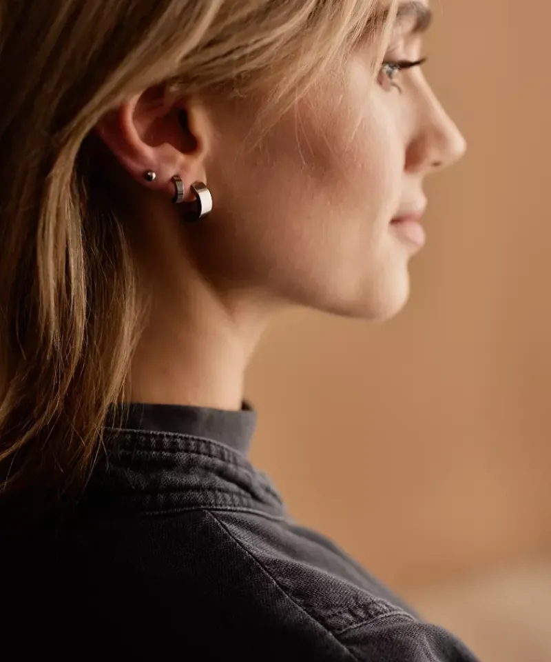 Örhängen NT Pendant Plain Curved 10 mm 15-12149-00>Blomdahl Clearance