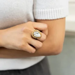 Classic Gemma Ring Crystal – Guld>Caroline Svedbom Best