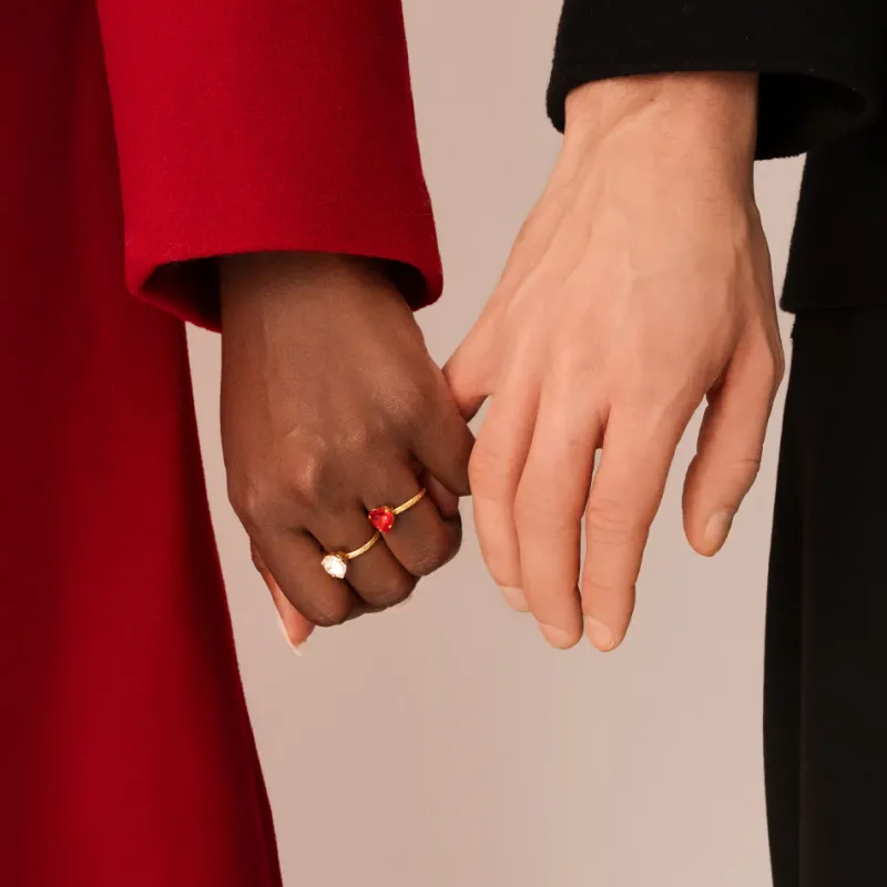 Caroline Svedbom Heart Ring / Crystal – Guld>Caroline Svedbom Ringar