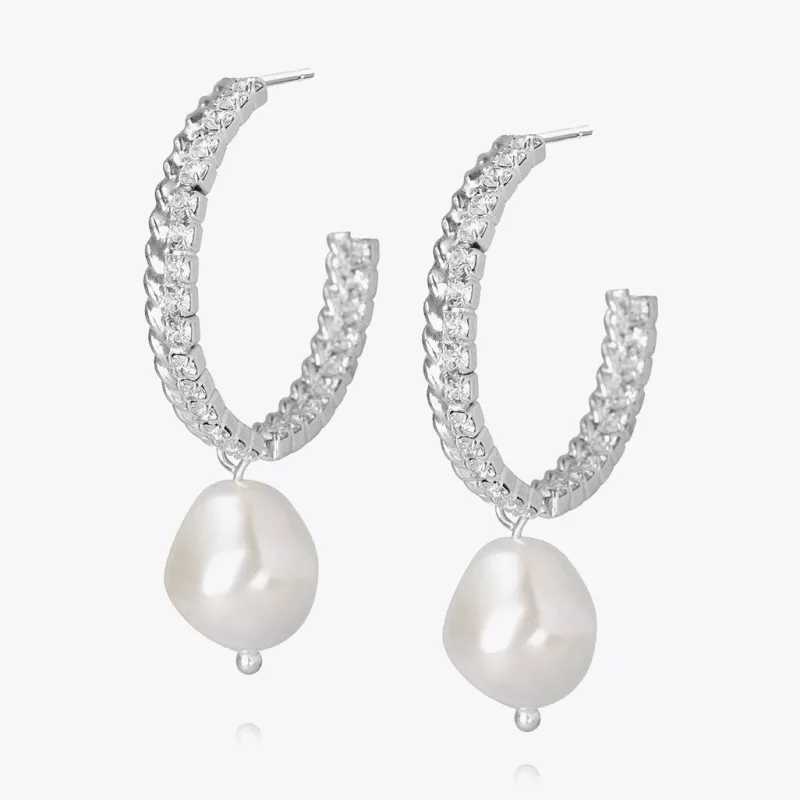 Kaia Pearl Örhängen/ Pearl + Crystal (Rhodium)>Caroline Svedbom Online