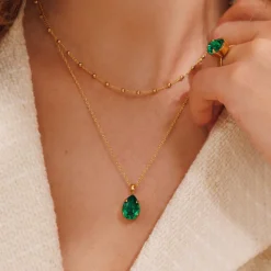 Mini Drop Halsband / Majestic Green (Guld)>Caroline Svedbom Online