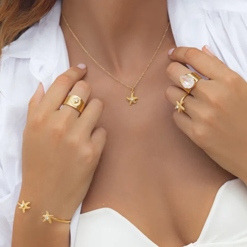 Mini Sea Star Halsband / Crystal (Guld)>Caroline Svedbom Discount