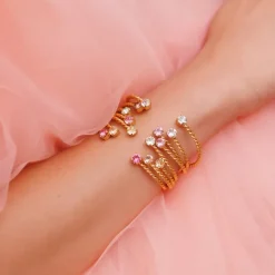 Caroline Svedbom Mini Twisted Armband/ Crystal (Guld)><noscript><img width=