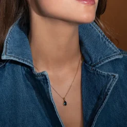 Petite Drop Halsband, Denim Blue – Rhodium>Caroline Svedbom