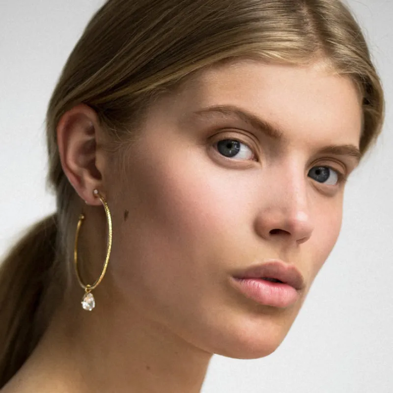 Örhängen Loop Crystal (Guld)>Caroline Svedbom Best