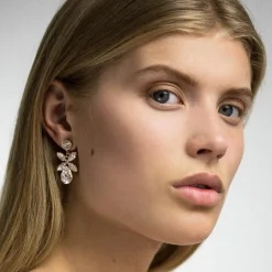 Örhängen Mini Dione Silk (Rhodium)>Caroline Svedbom