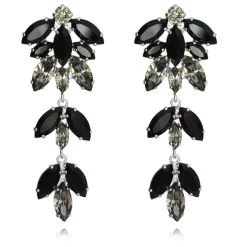 Örhängen Nyx Jet Black Diamond (Rhodium)>Caroline Svedbom Sale