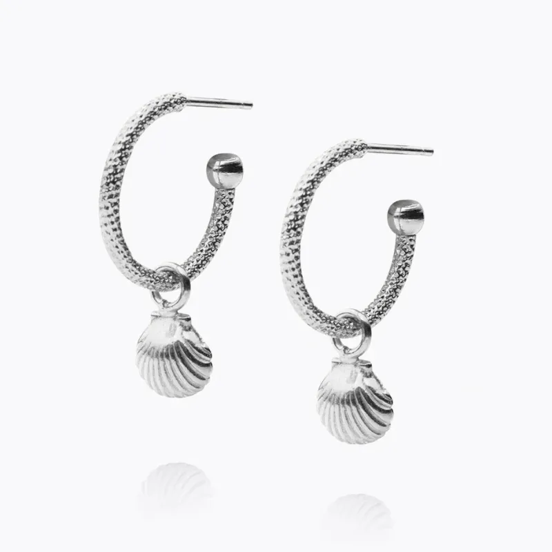 Shell Loops Örhängen / (Rhodium)>Caroline Svedbom Best