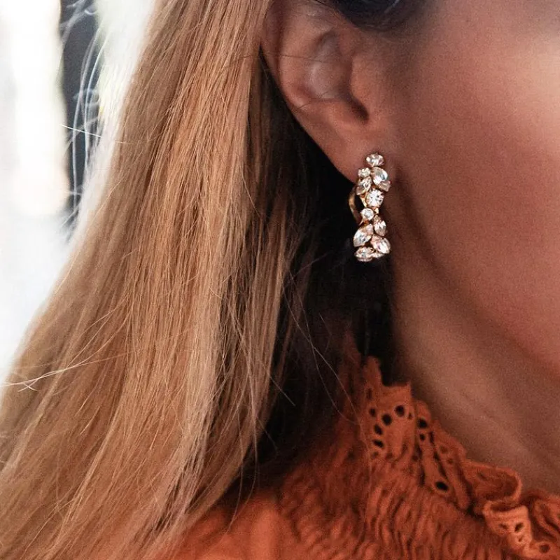 Stella Örhängen / Crystal (Rhodium)>Caroline Svedbom Outlet