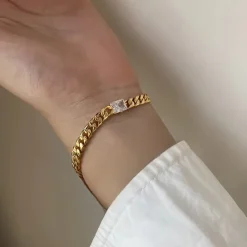 Guldarmband med 18K förgyllning med CZ 17+2 cm>Celine Estelle New
