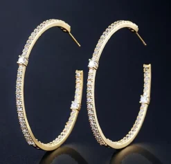 Guldörhängen med 14K förgyllning med CZ>Celine Estelle
