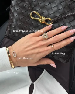 Infinity Knot Sparkle Ring L – Guld><noscript><img width=
