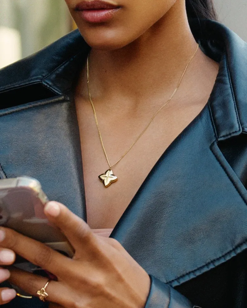 Scala Halsband L – Guld>Edblad Hot