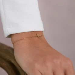 Spirit Cross Armband Guld – 120291>Edblad Hot