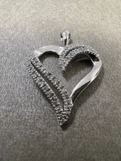 Hjärta i 18K Guld med Diamanter HJG002> Hot