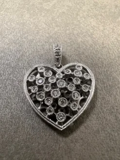 Hjärta i 18K Guld med Diamanter HJG006> Discount