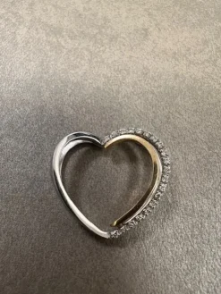 Hjärta i 18K Guld och Vitguld med Diamanter HJG010> Outlet