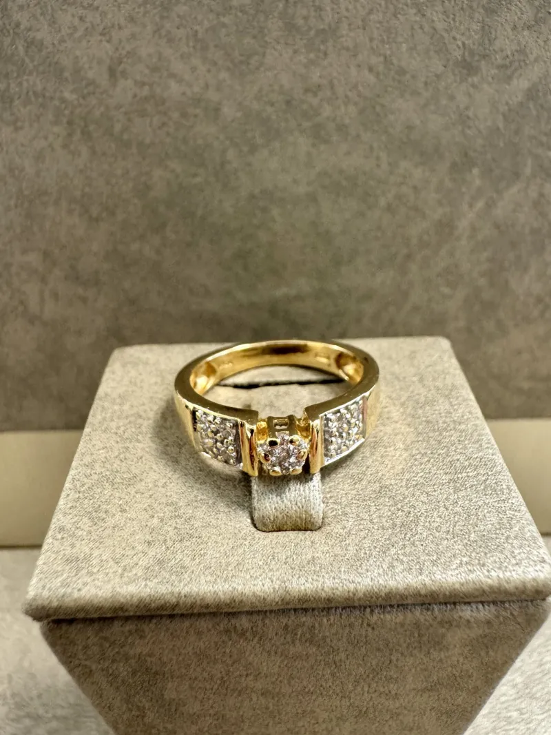 18K Guld – Solitär Ring – RBG043 ( Begagnad )> Clearance