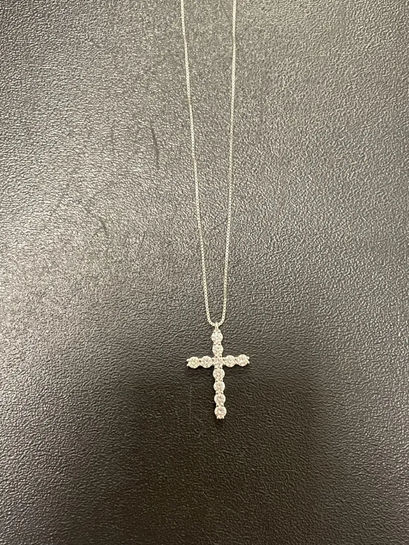 Kors i 18K Vitguld med 0,58ct TW/SI Diamanter – KVG006> Clearance