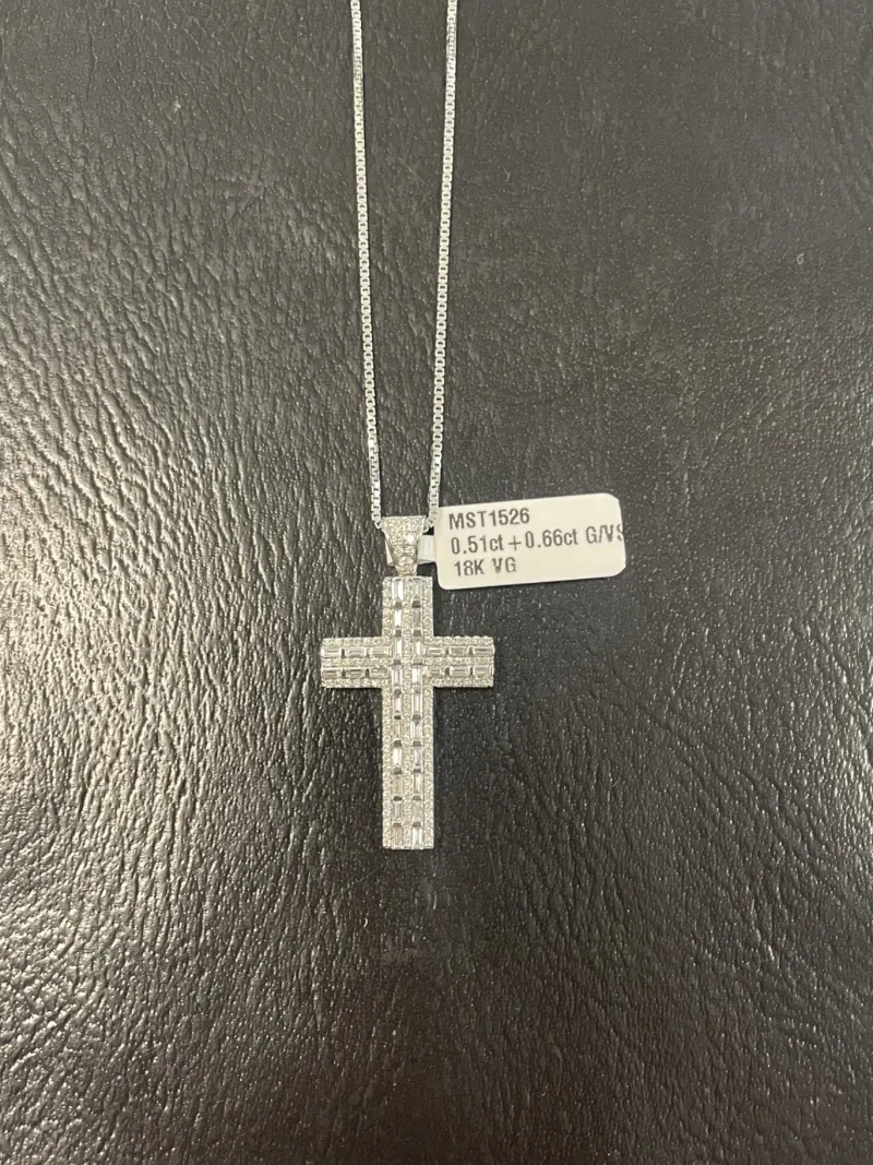 Kors i 18K Vitguld med 1,17ct VS Diamanter – KVG003> Sale