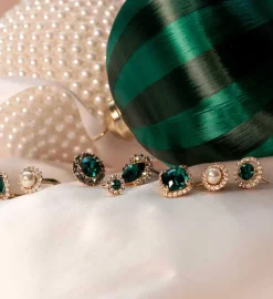 Colette Örhängen – Emerald Square (Guld) 61249>Lily And Rose