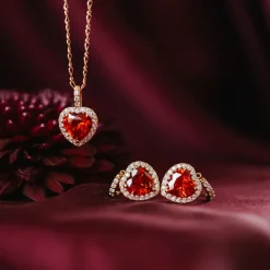 /Rose Halsband – Garnet><noscript><img width=