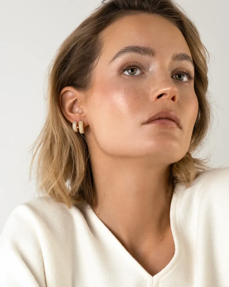 Amour Örhängen Medium Guld>Mockberg Clearance