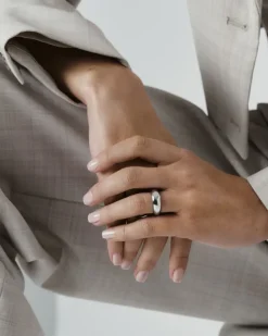 Bold Silver Ring><noscript><img width=