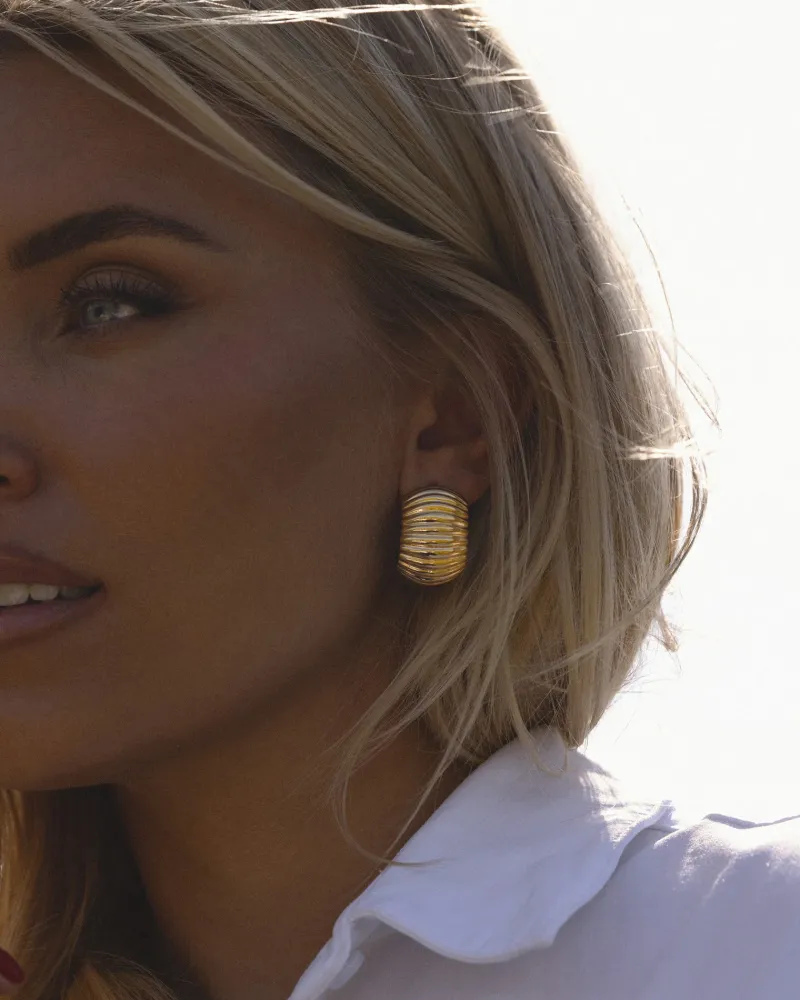Karin Örhängen Guld>Mockberg Discount