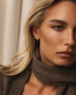 Slim Mini Hoops Örhängen Guld><noscript><img width=