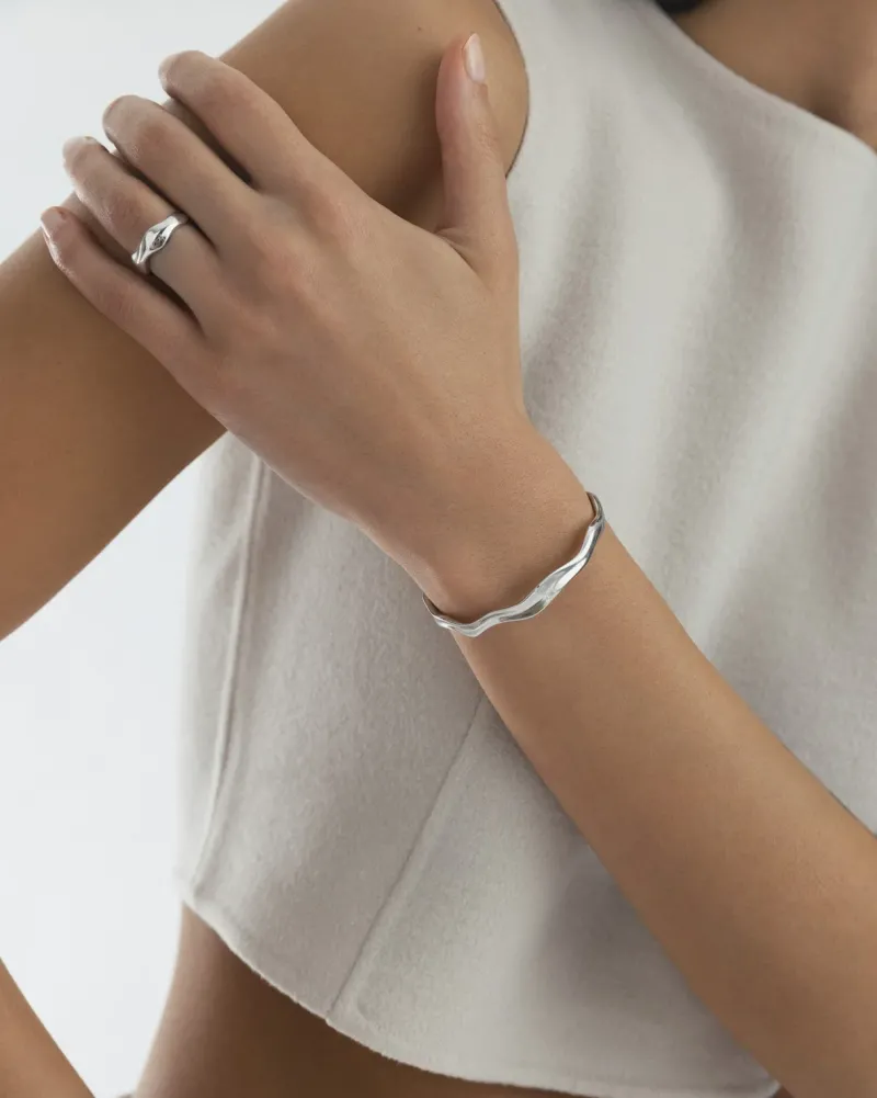 Mockberg Wavy Bolded Cuff Silver>Armband Online