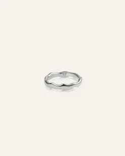 Wavy Petite Ring Silver><noscript><img width=
