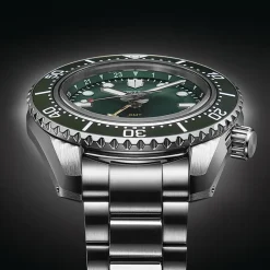 Prospex Premium GMT Diver 42mm SPB381J1><noscript><img width=