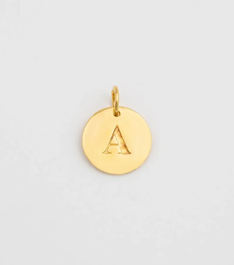 Syster P Beloved Big Bokstav Hänge Guld>Berlocker New