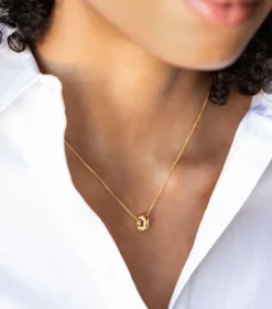Syster P Bolded Wavy Guld><noscript><img width=