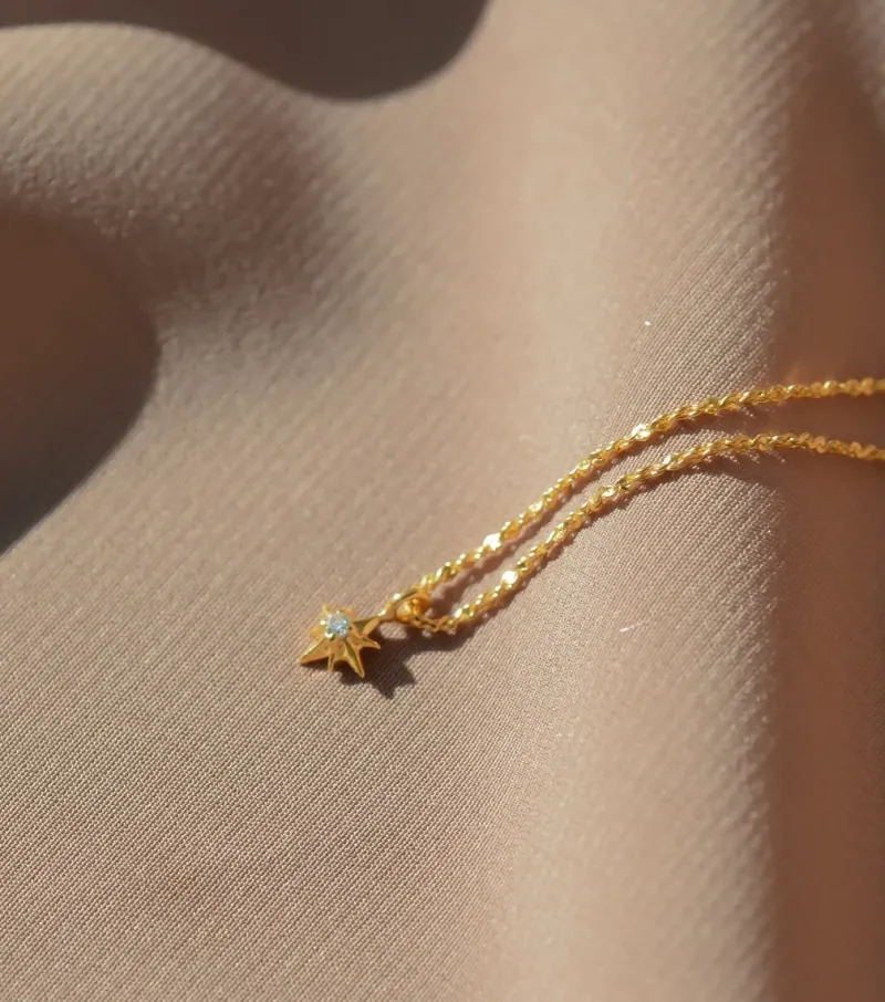 Syster P North Star Kort Guld>Halsband Sale