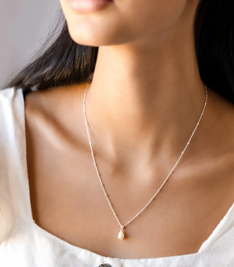 Syster P Treasure Single Pearl Silver>Halsband Clearance