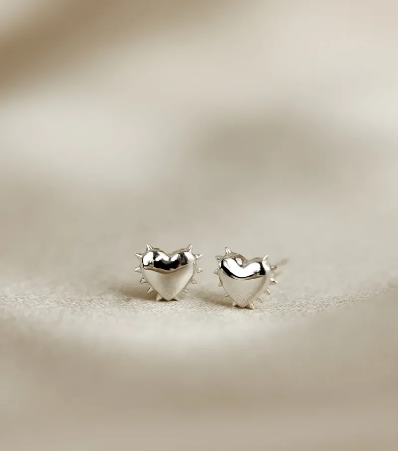 Syster P True Love Spike Hjärta Silver>Örhängen Clearance