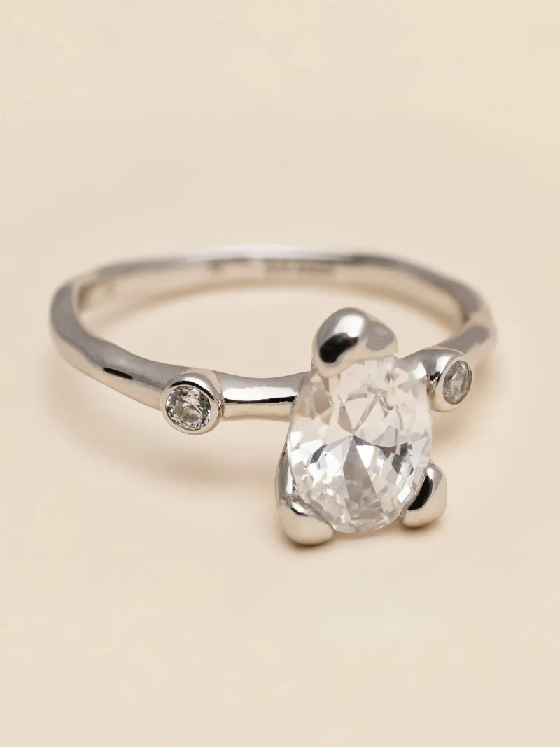 YLVA LI Embla ring Crystal – Silver>Ringar