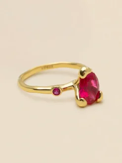 YLVA LI Embla Ring Ruby – Guld>Ringar Sale