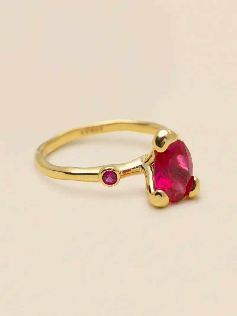 YLVA LI Embla Ring Ruby – Guld>Ringar Sale