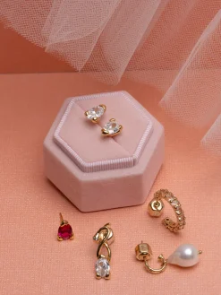YLVA LI Embla Stud Crystal – Guld><noscript><img width=