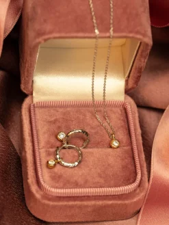 YLVA LI Essential Diamond Örhängen – Silver 8672><noscript><img width=