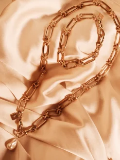 YLVA LI Yves Guld 5022><noscript><img width=