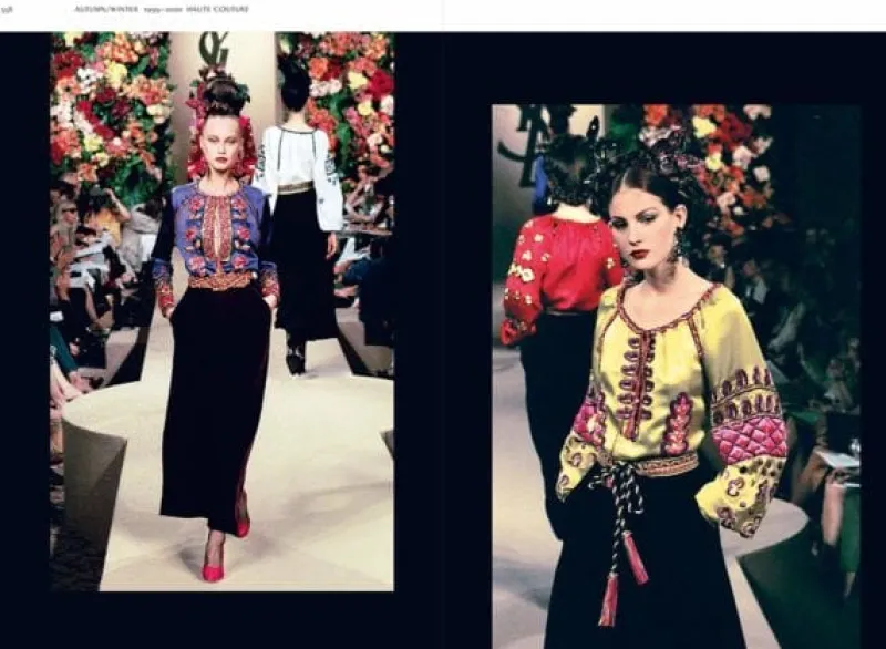 Yves Saint Laurent Catwalk>